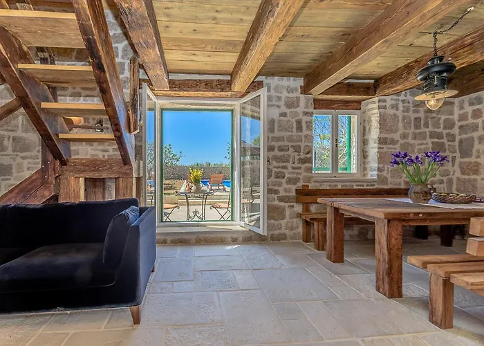 Romantic Mediterranean With Pool Near Sandy By Traveler Tourist Agency Krk Id 2167 Villa *