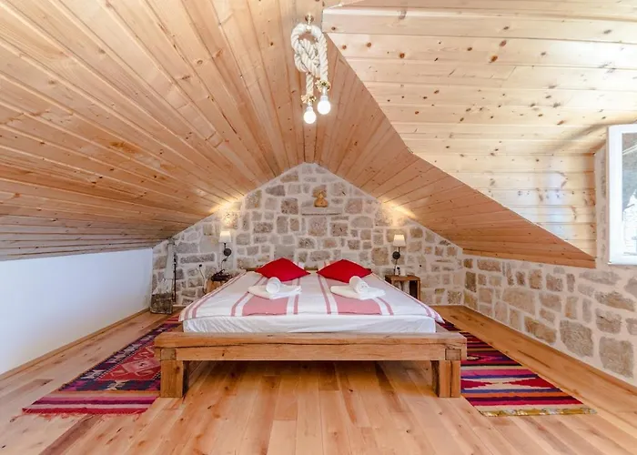 Romantic Mediterranean With Pool Near Sandy By Traveler Tourist Agency Krk Id 2167 * Privlaka (Zadar)