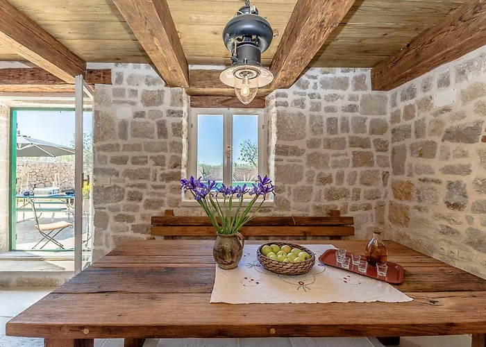 Romantic Mediterranean With Pool Near Sandy By Traveler Tourist Agency Krk Id 2167 * Privlaka (Zadar)